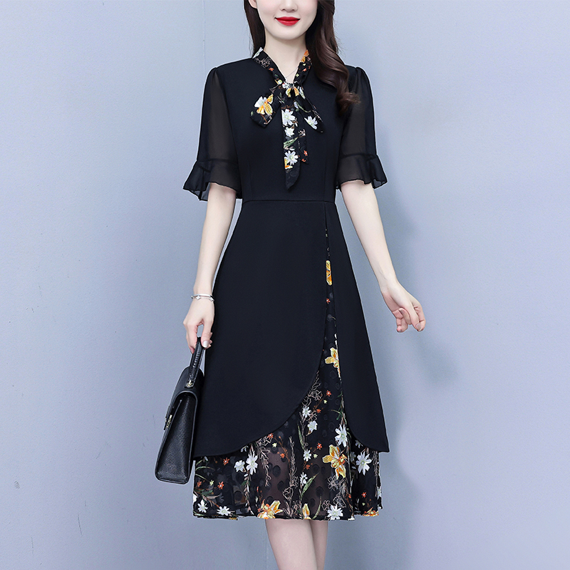 Midi Skirt Floral - Vestido Midi Feminino Preto com Retalhos